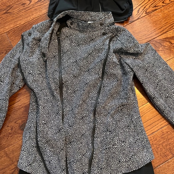 Rare Sz 6 Lululemon Printed Moto Jacket - Picture 2 of 5